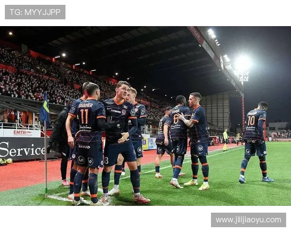 利尔主场迎战巴黎圣日耳曼双方争夺法甲联赛重要积分